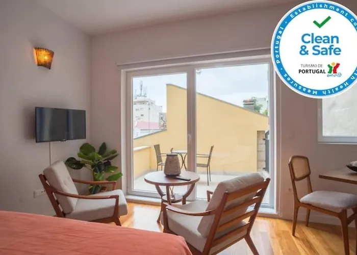 Apartment Tmh Torrinha *